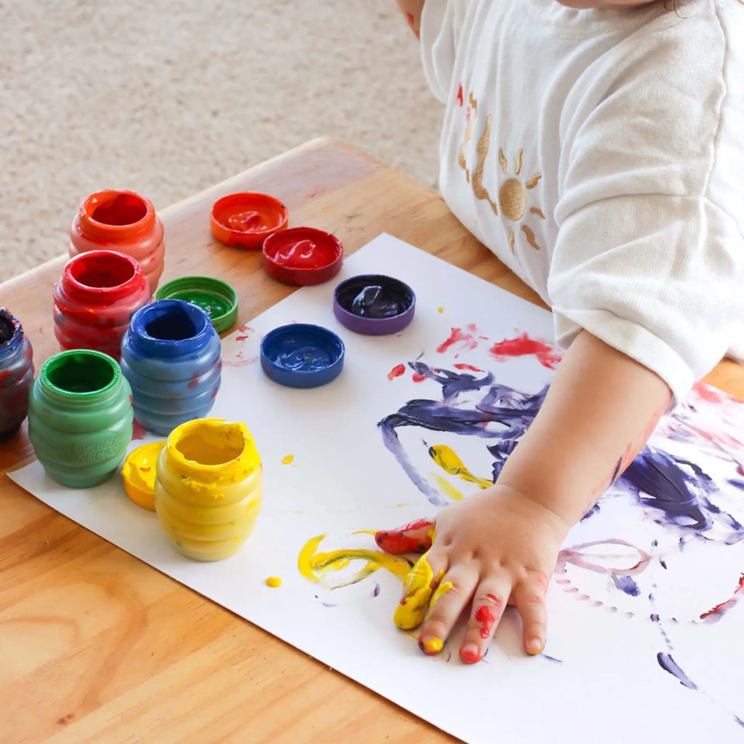 Honeysticks Finger Paint